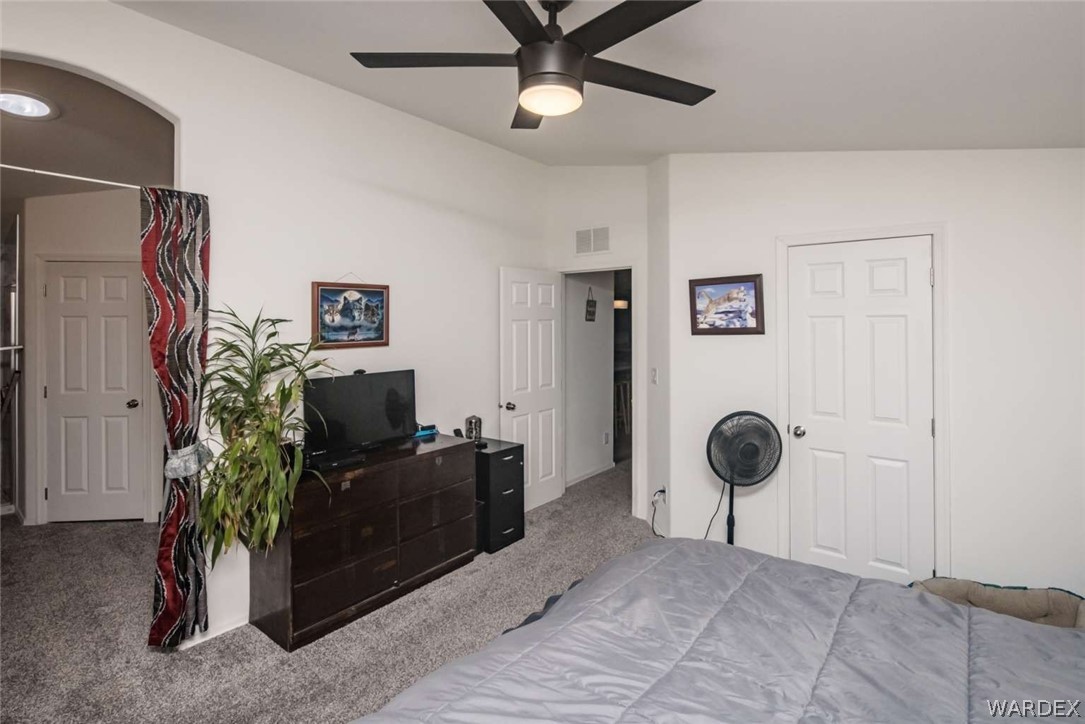 328 South Houck Road Golden Valley, AZ 86413 - Photo 18 of 40 Bedroom
