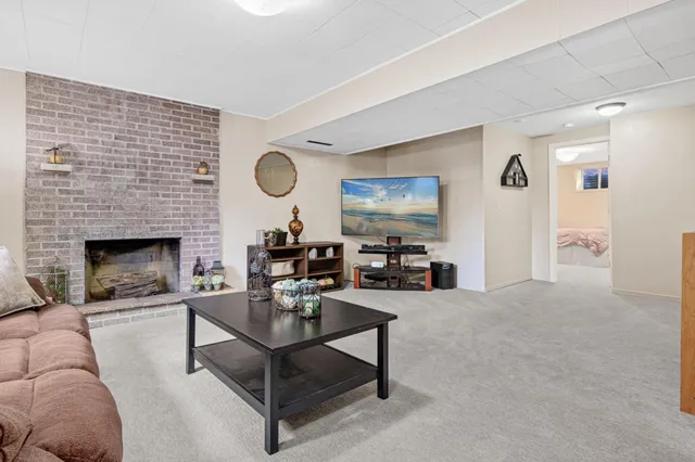 $440,000 | 1190 Sextant Avenue West, St. Paul, MN 55113