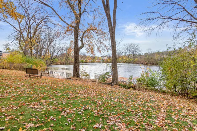 $440,000 | 1190 Sextant Avenue West, St. Paul, MN 55113