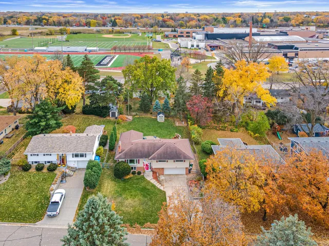 $440,000 | 1190 Sextant Avenue West, St. Paul, MN 55113