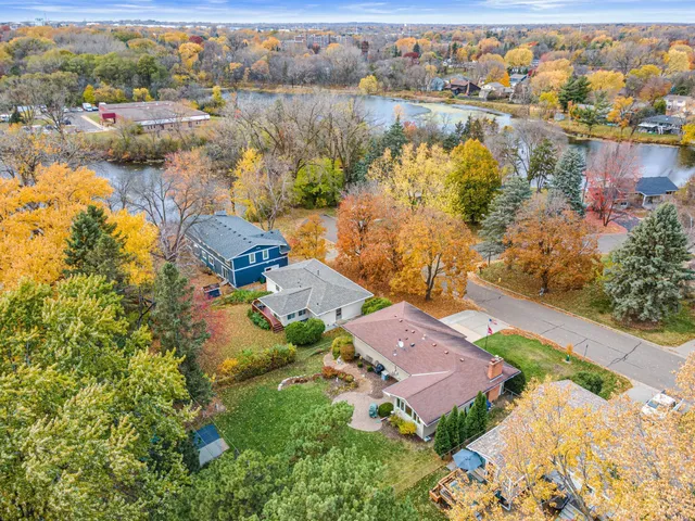 $440,000 | 1190 Sextant Avenue West, St. Paul, MN 55113