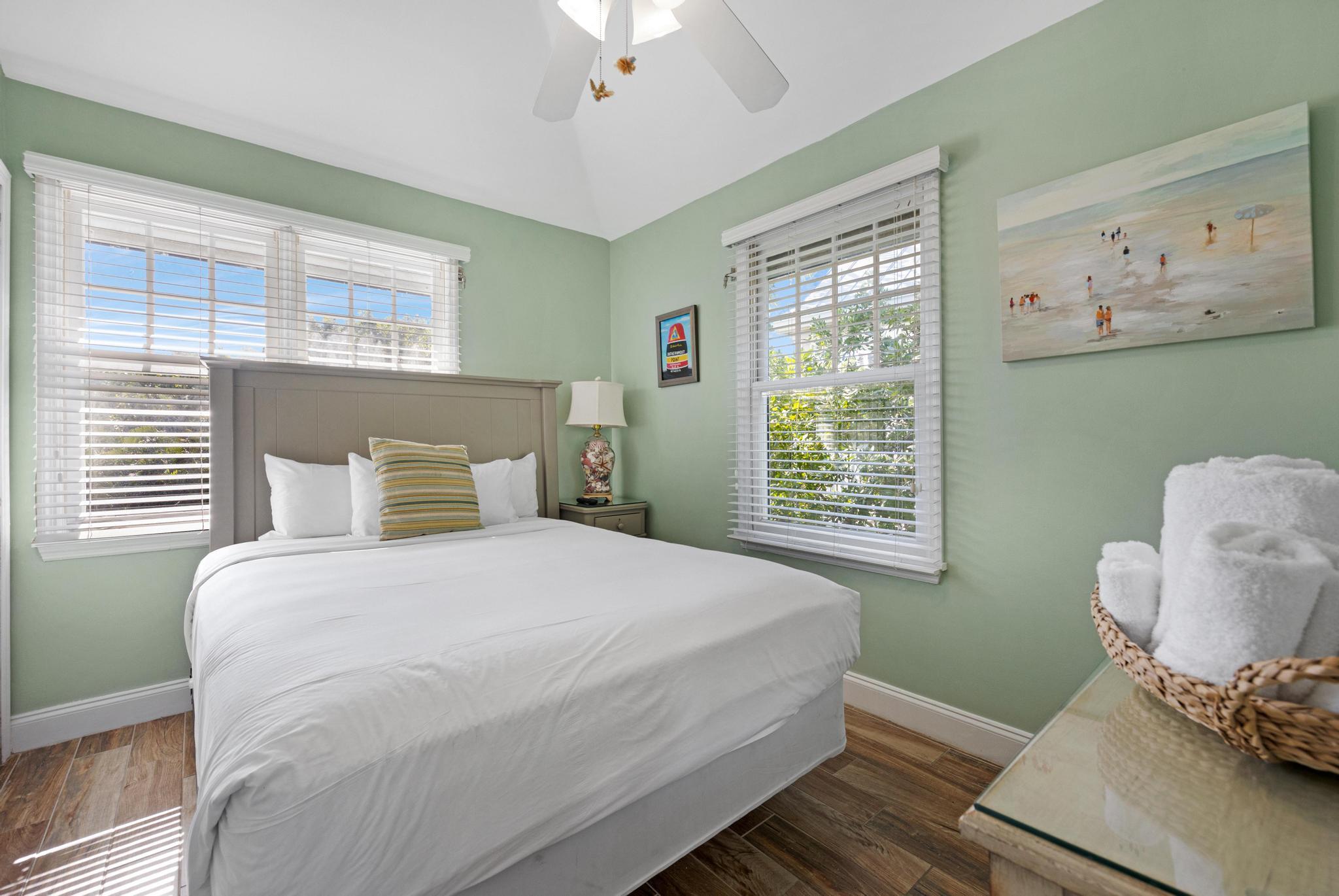 2002 Marina Villa Drive Marathon, FL 33050 - Photo 41 of 53 Natural light