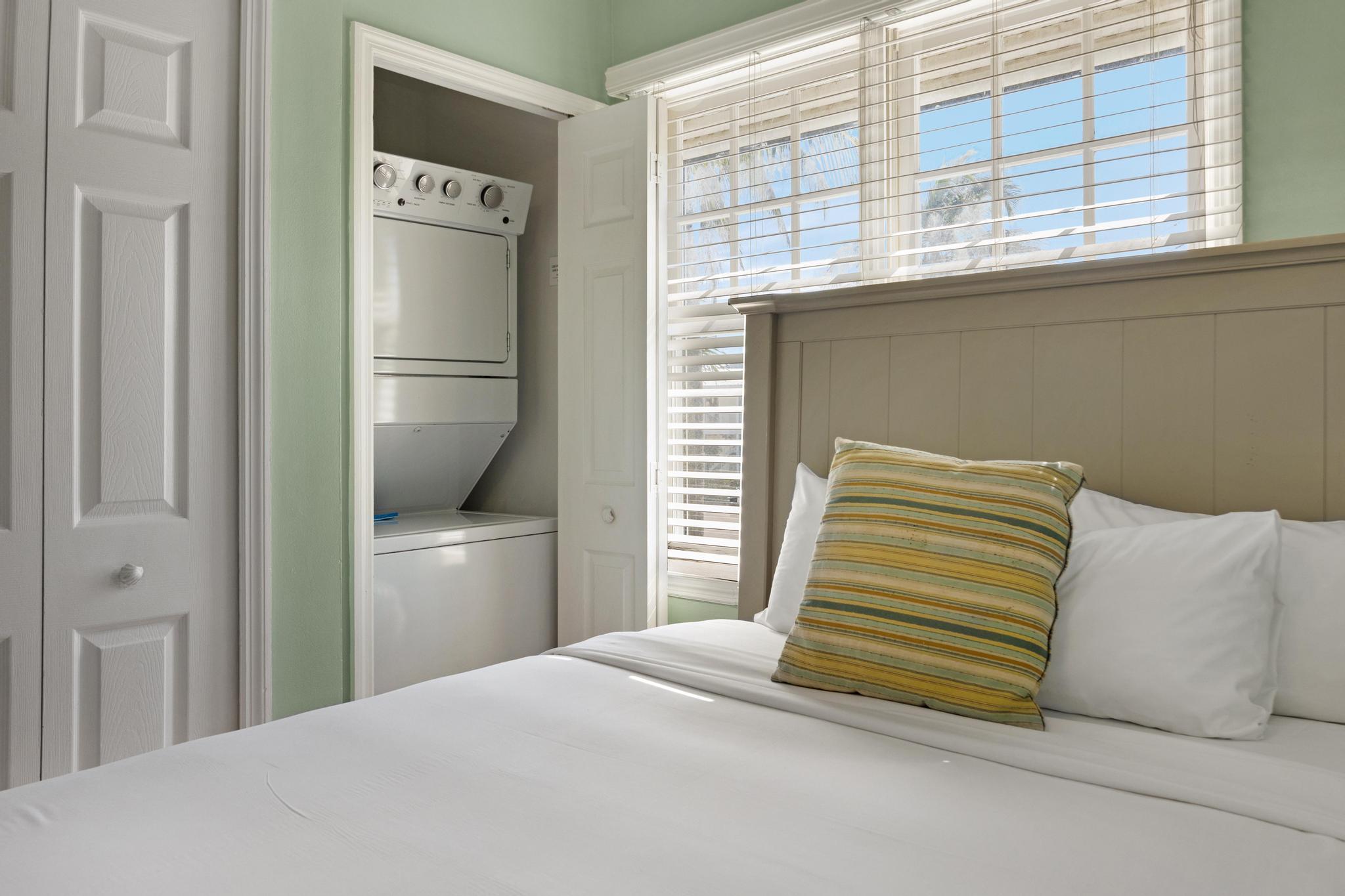 2002 Marina Villa Drive Marathon, FL 33050 - Photo 44 of 53 Stackable W/D