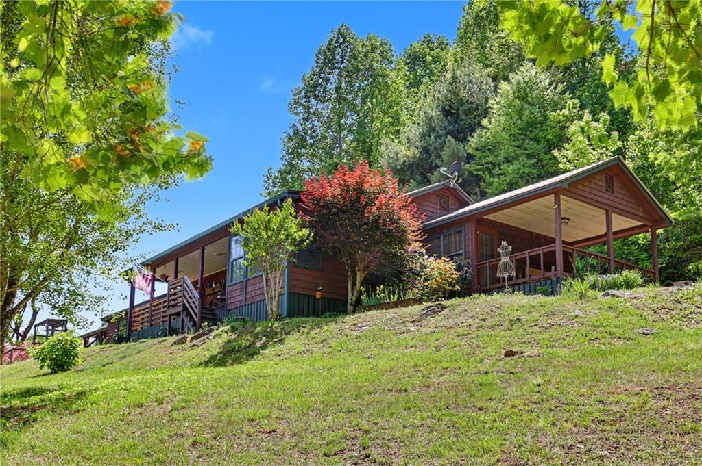 306 Frontier Road Tiger, GA 30576 - Photo 3 of 64