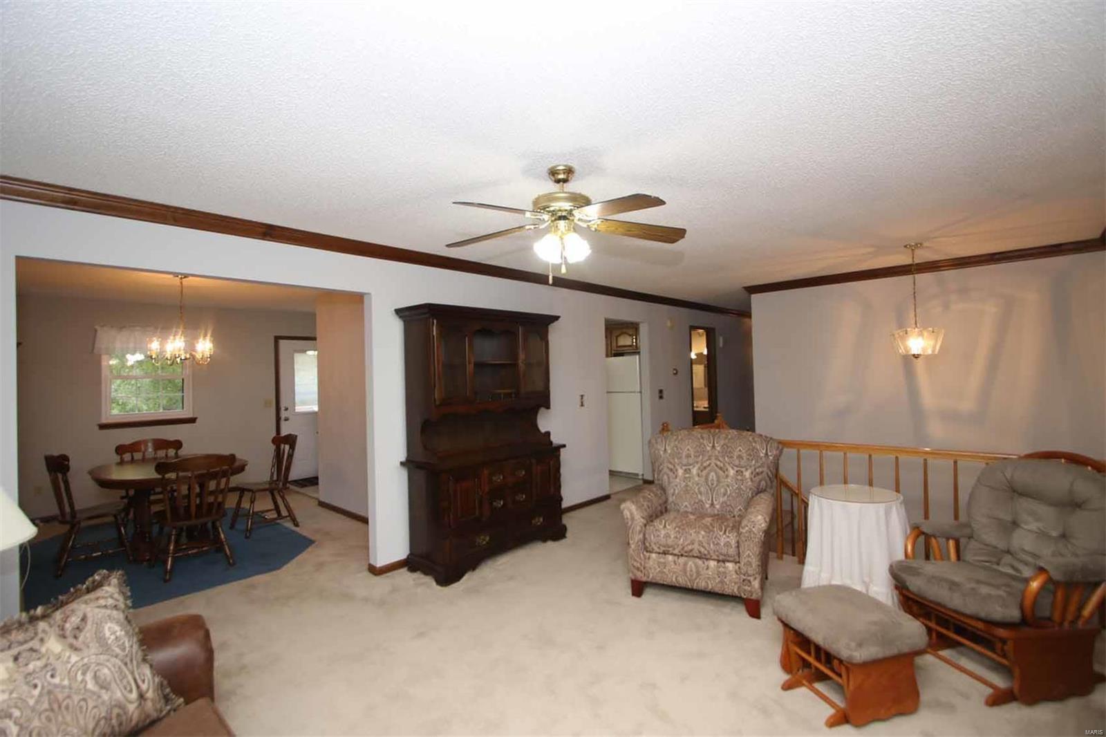 1962 Banyan Tree Road Collinsville, IL 62234 - Photo 5 of 64 Gallery Image 5