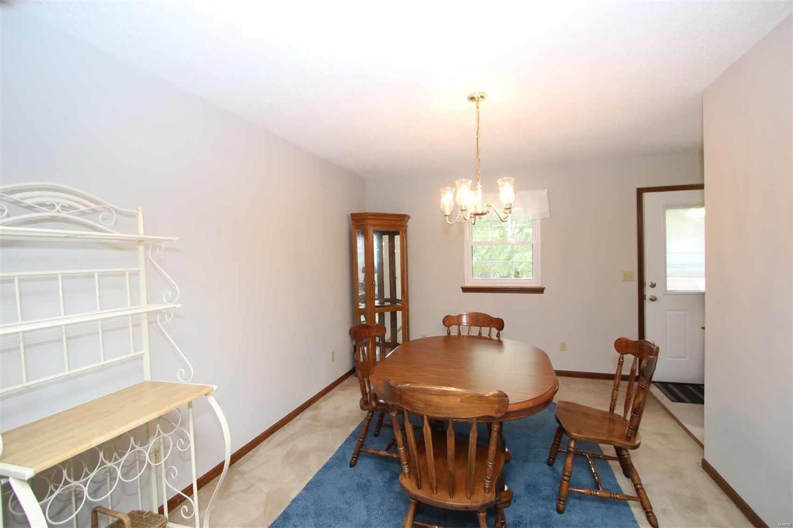 1962 Banyan Tree Road Collinsville, IL 62234 - Photo 6 of 64 Gallery Image 6