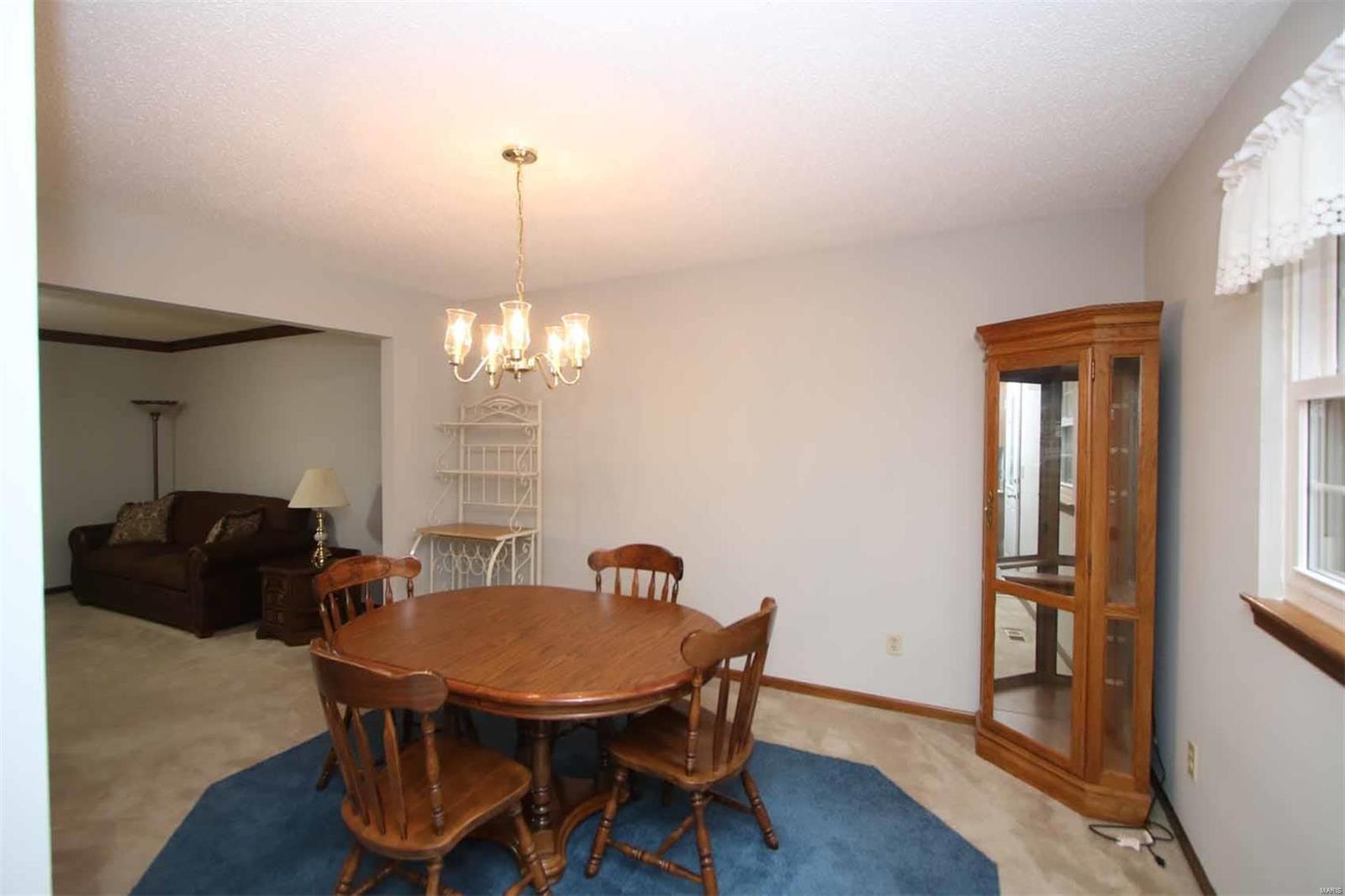 1962 Banyan Tree Road Collinsville, IL 62234 - Photo 7 of 64 Gallery Image 7