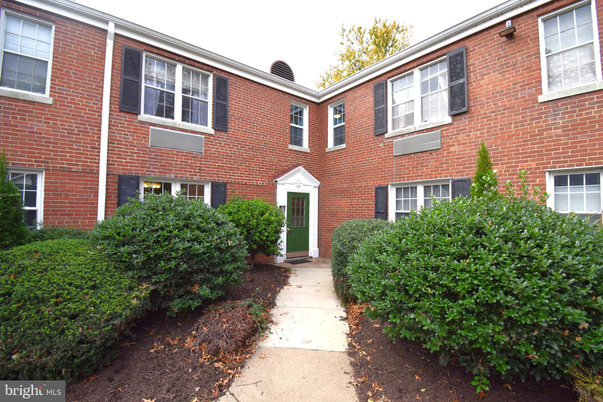 115 East Glebe Road, Unit E Alexandria, VA 22305 - Photo 10 of 14