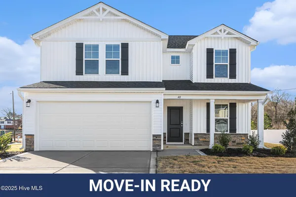 $349,895 | 40 East Emily Gardens Drive, Selma, NC 27576
