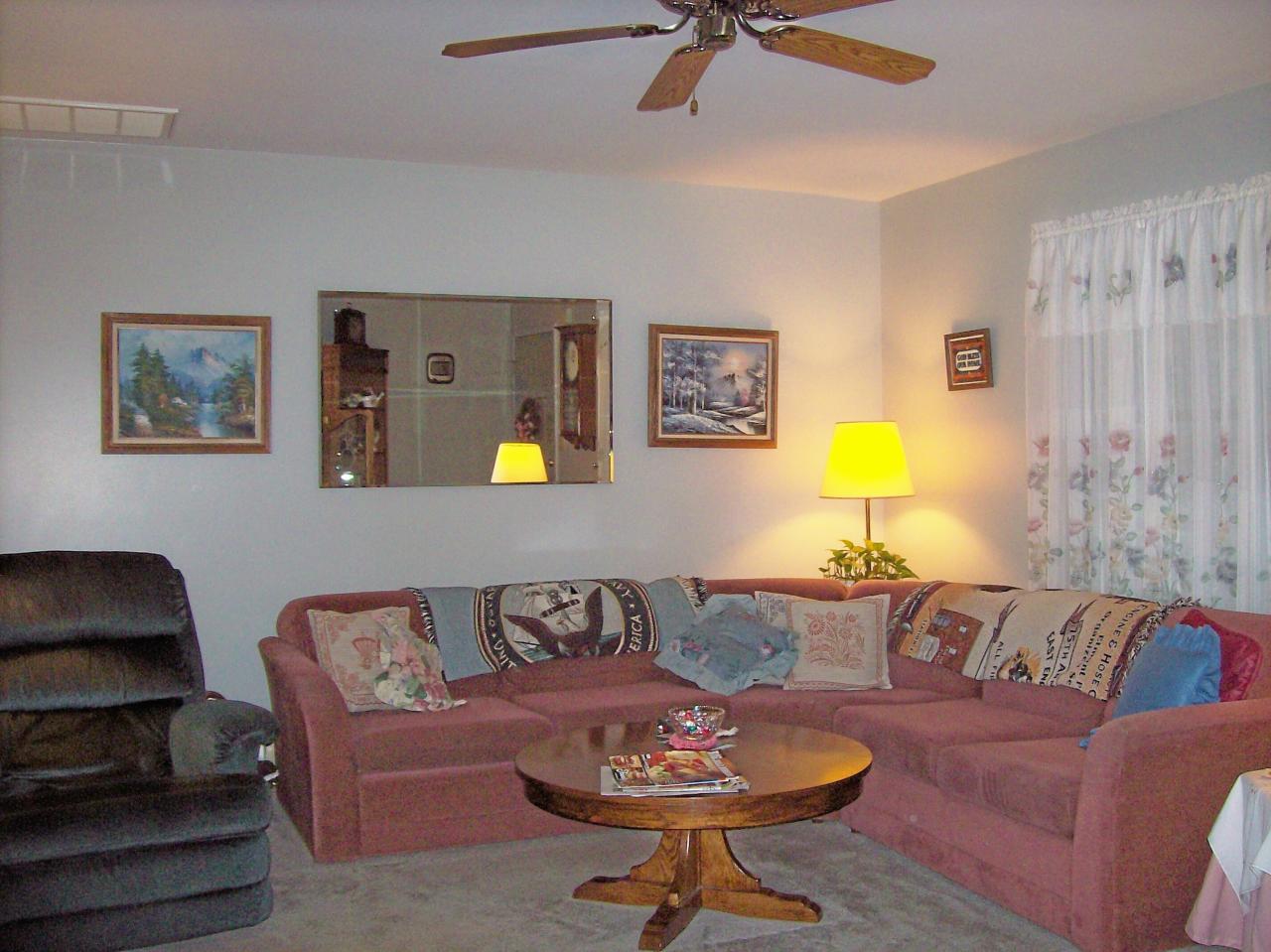 606 Frailey Road Stroudsburg, PA 18360 - Photo 5 of 11 a living room with furniture and a table