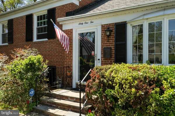 $700,000 | 6110 Dorchester Street, Springfield, VA 22150