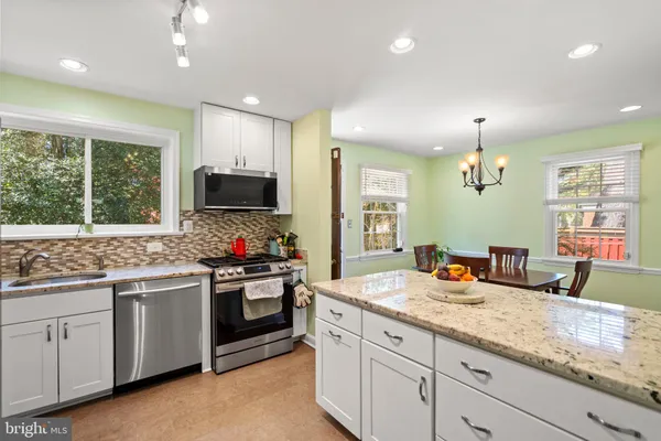 $700,000 | 6110 Dorchester Street, Springfield, VA 22150