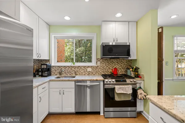 $700,000 | 6110 Dorchester Street, Springfield, VA 22150