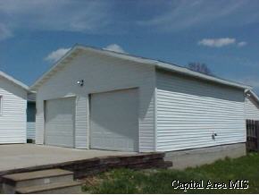 2800 Black Springfield, IL 62702 - Photo 2 of 9