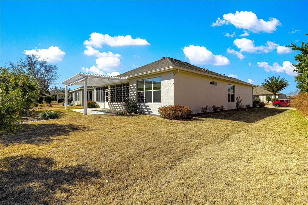 9256 Southwest 66th Loop Ocala, FL 34481 - Photo 4 of 39