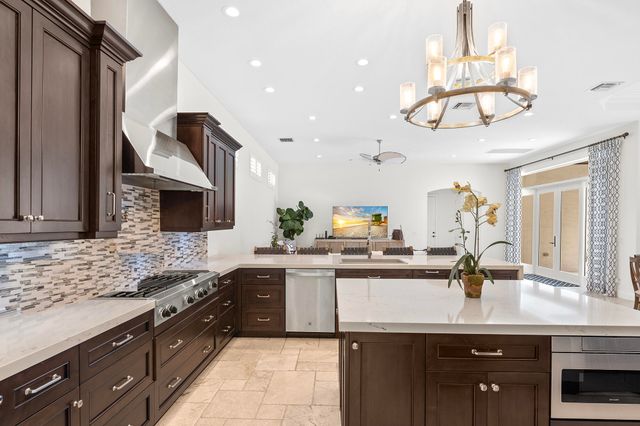 $1,825,000 | 2342 Holly Lane, Palm Beach Gardens, FL 33410