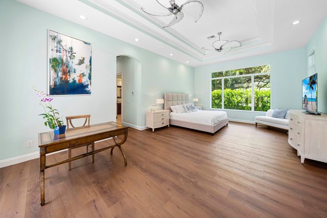 $1,825,000 | 2342 Holly Lane, Palm Beach Gardens, FL 33410