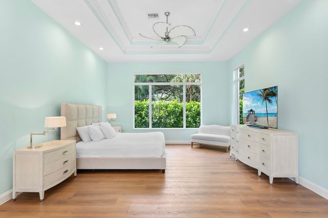 $1,825,000 | 2342 Holly Lane, Palm Beach Gardens, FL 33410