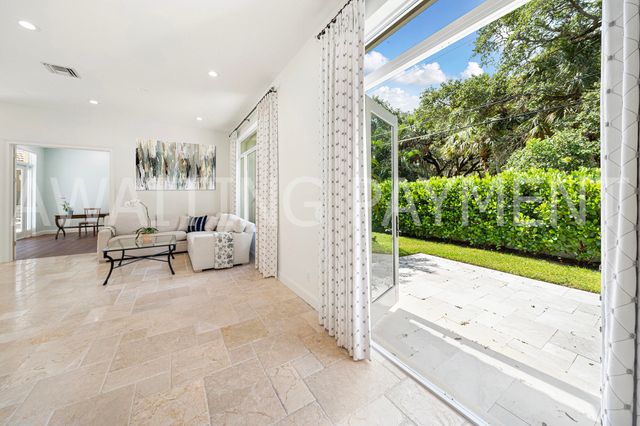 $1,825,000 | 2342 Holly Lane, Palm Beach Gardens, FL 33410