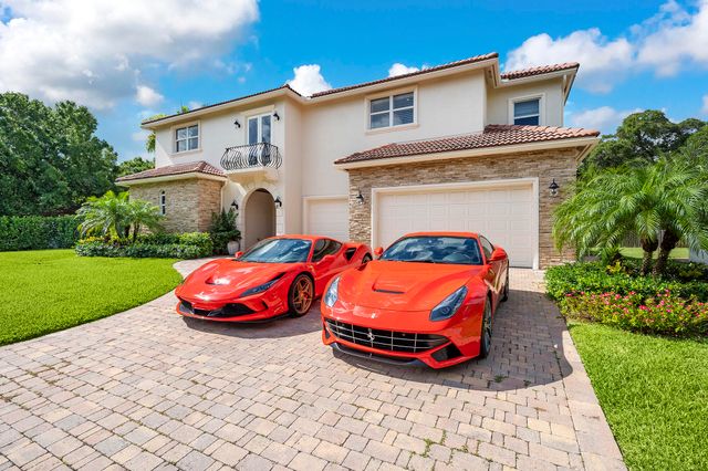 $1,825,000 | 2342 Holly Lane, Palm Beach Gardens, FL 33410