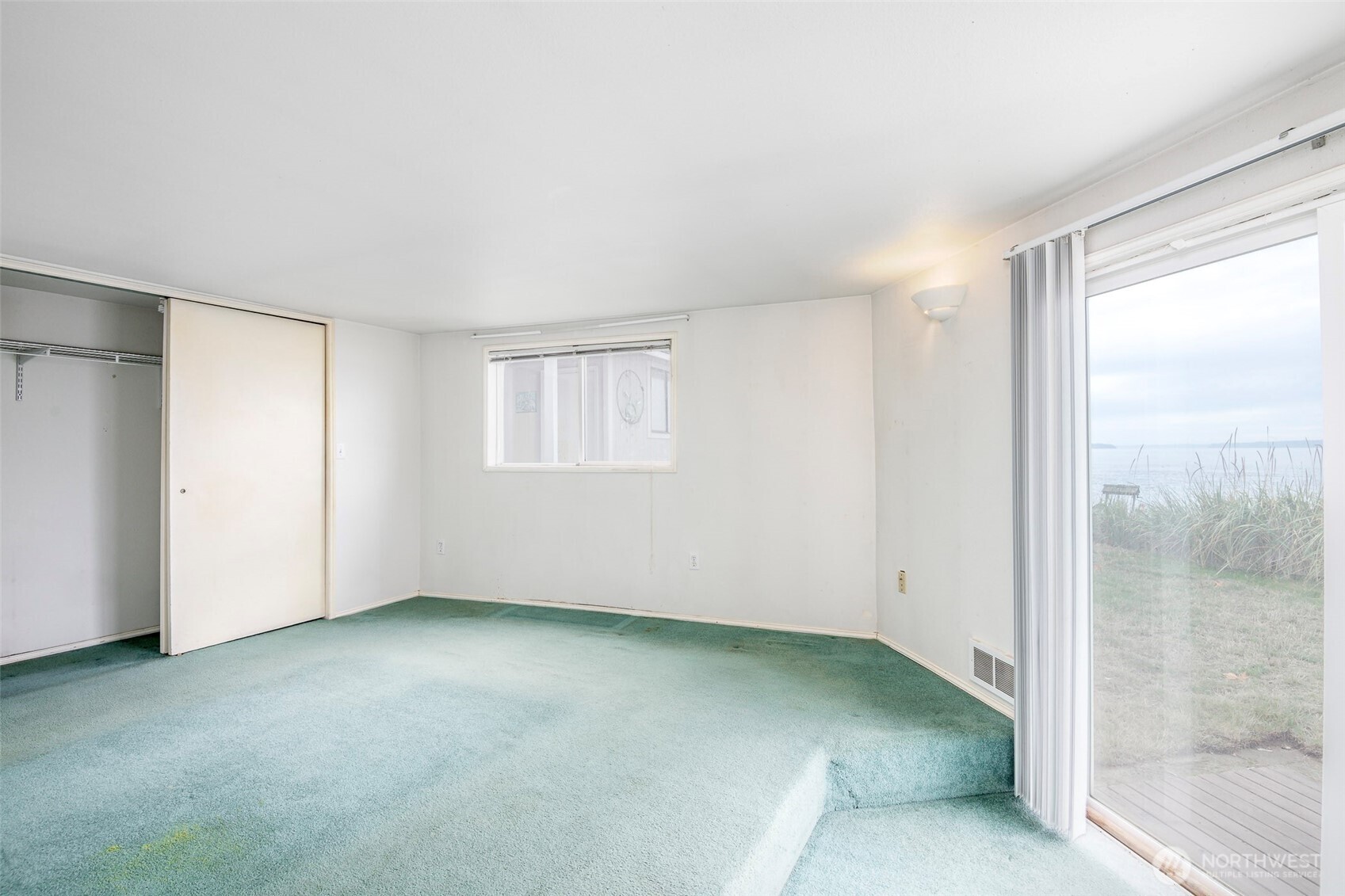 2711 Day Island Boulevard West University Place, WA 98466 - Photo 15 of 17 a view of room with window