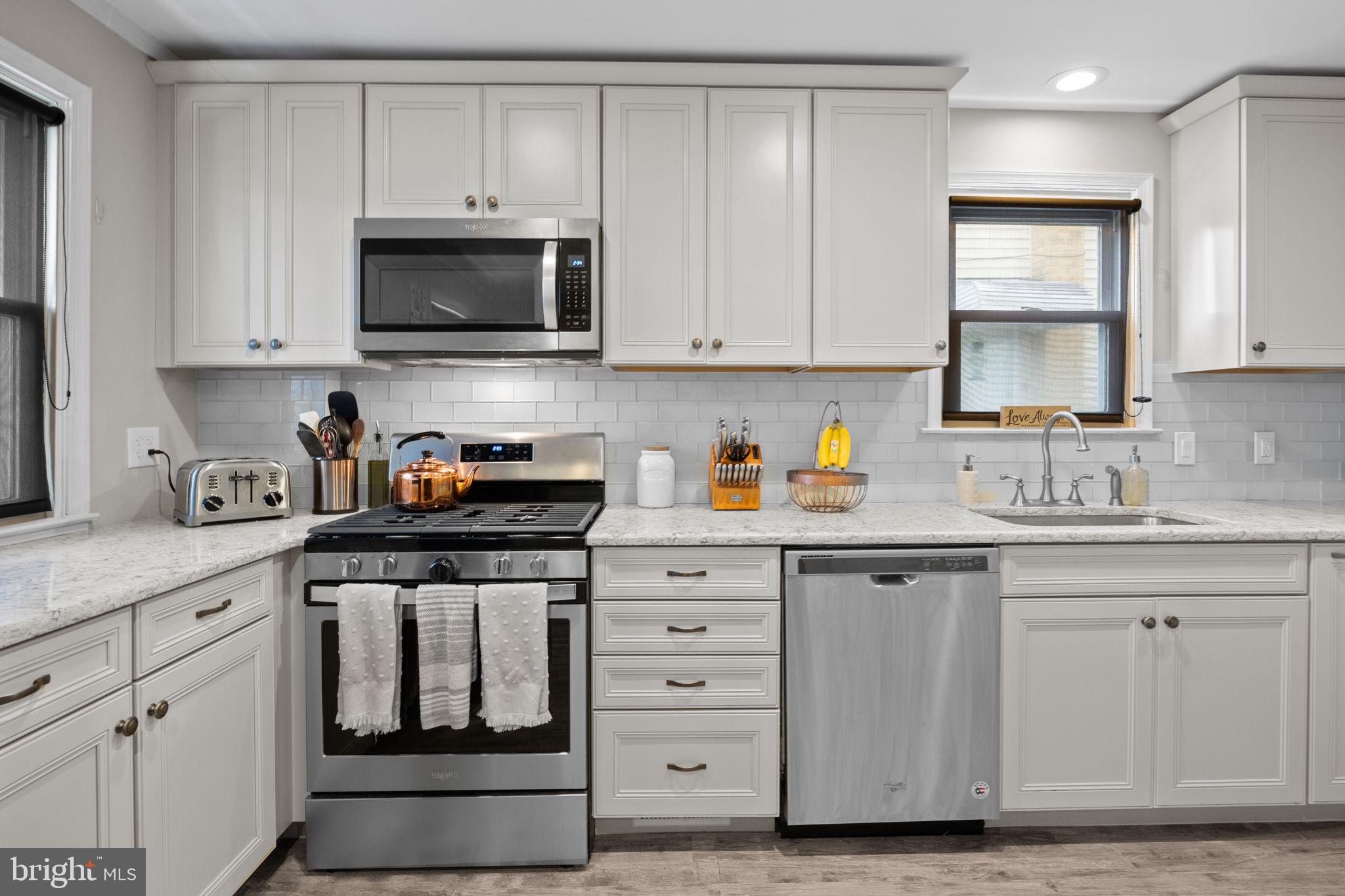 9974 Bridle Road Philadelphia, PA 19115 - Photo 11 of 33 Gallery Image 11