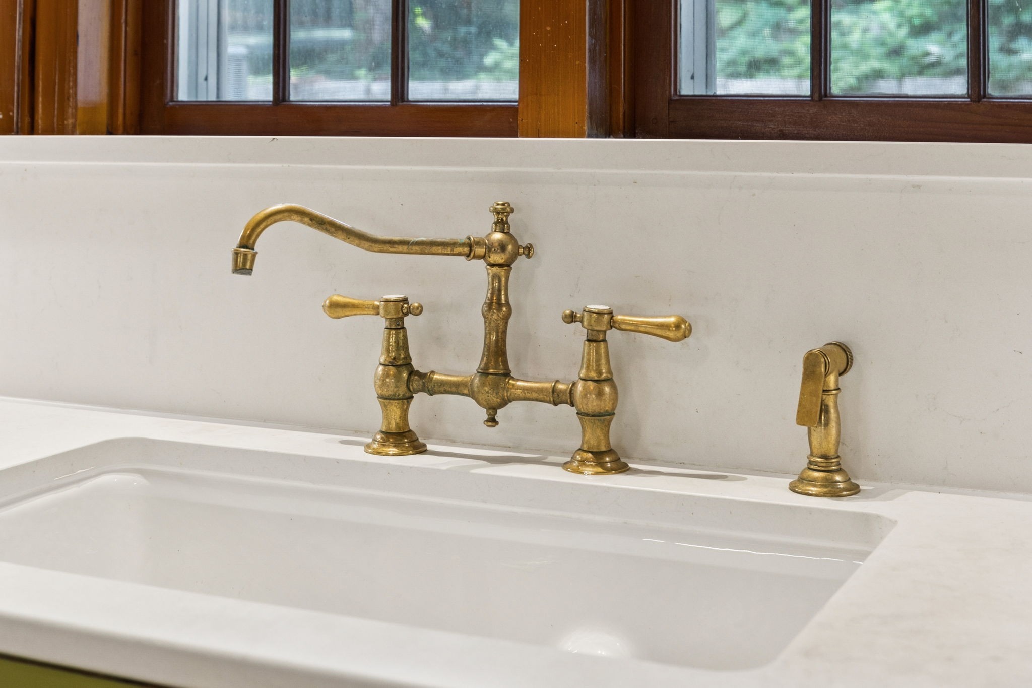 3507 Wimbledon Road Nashville, TN 37215 - Photo 20 of 50 a bathroom with a sink and a window