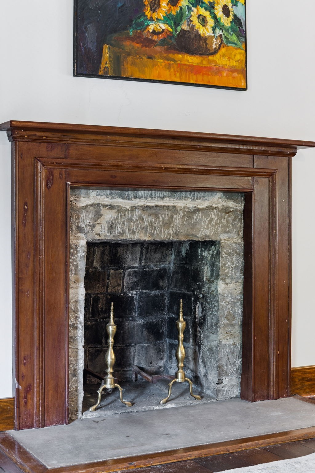 3507 Wimbledon Road Nashville, TN 37215 - Photo 31 of 50 a close view of a fireplace