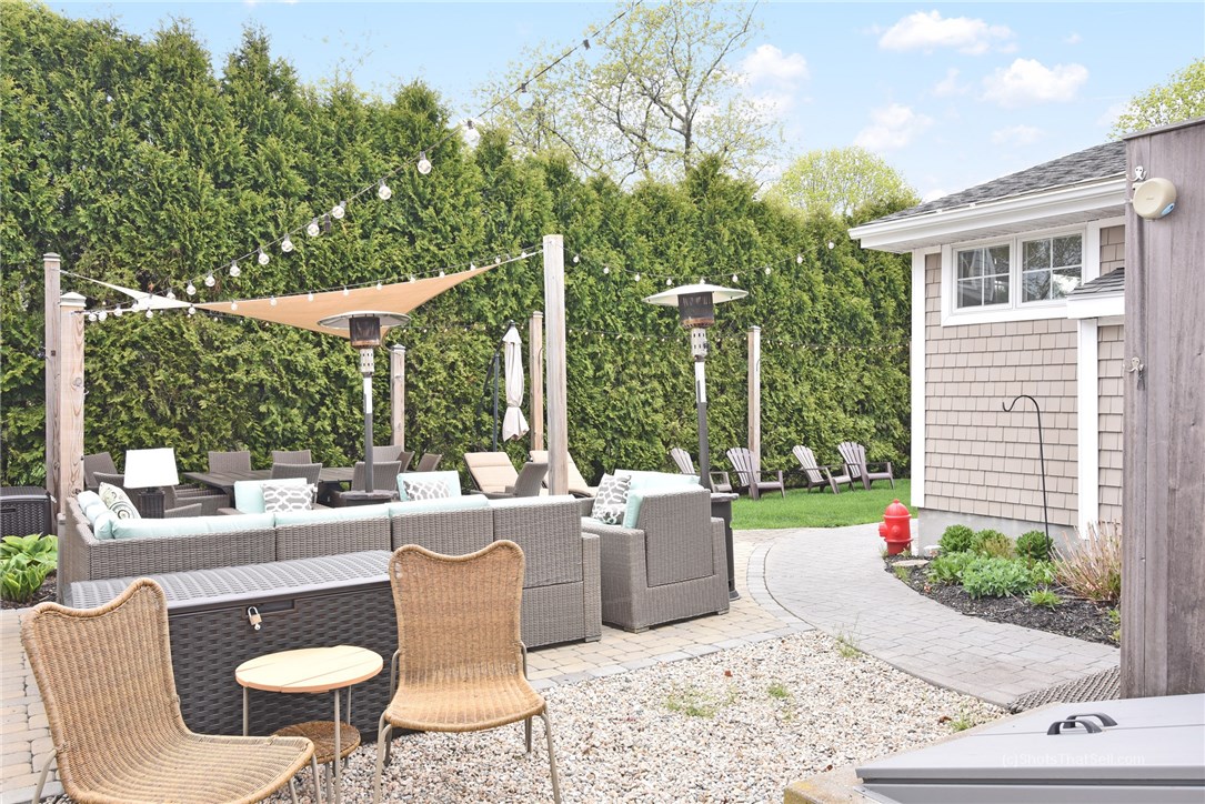 63 Camden Road Narragansett, RI 02882 - Photo 12 of 40
