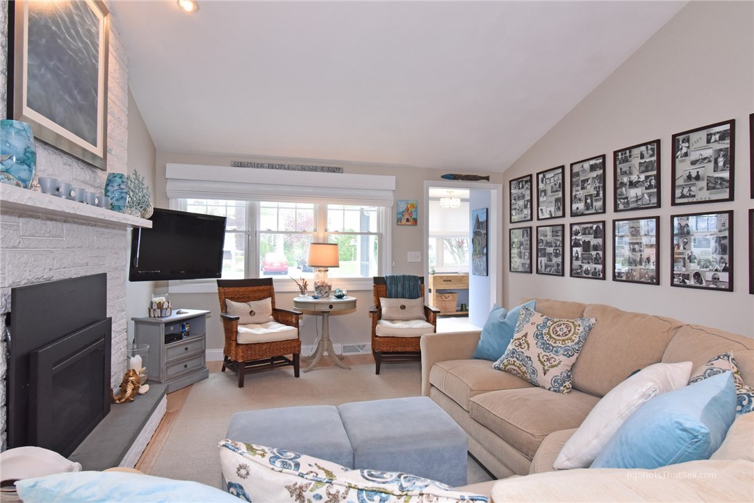 63 Camden Road Narragansett, RI 02882 - Photo 15 of 40
