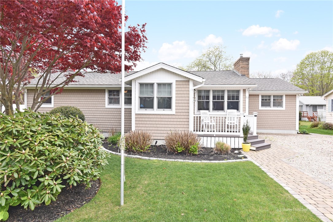 63 Camden Road Narragansett, RI 02882 - Photo 3 of 40