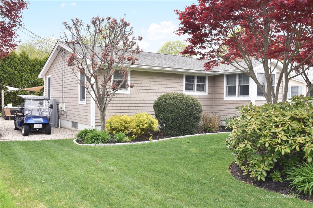 63 Camden Road Narragansett, RI 02882 - Photo 5 of 40