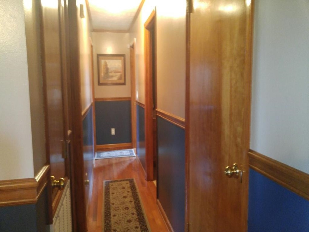 619 Garrison Hollow Road Elizabethton, TN 37643 - Photo 5 of 33 Hallway to Bedrooms