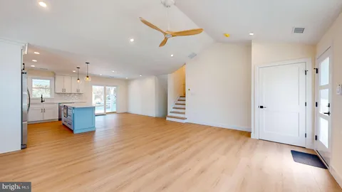 $825,000 | 29 East Hollywood Lane, Marmora, NJ 08223