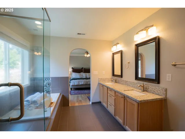 $629,000 | 12513 Southeast Blackstone Avenue, Happy Valley, OR 97086