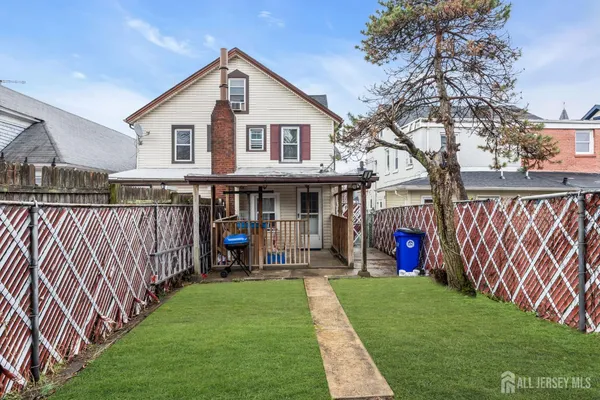 $375,000 | 224 2nd Street, South Amboy, NJ 08879