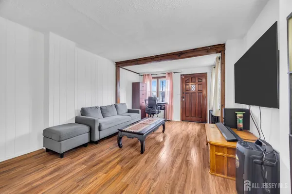 $375,000 | 224 2nd Street, South Amboy, NJ 08879