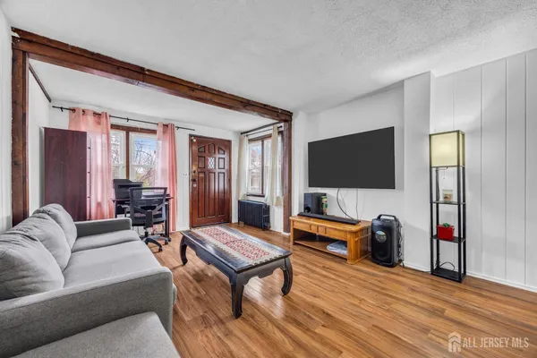 $375,000 | 224 2nd Street, South Amboy, NJ 08879