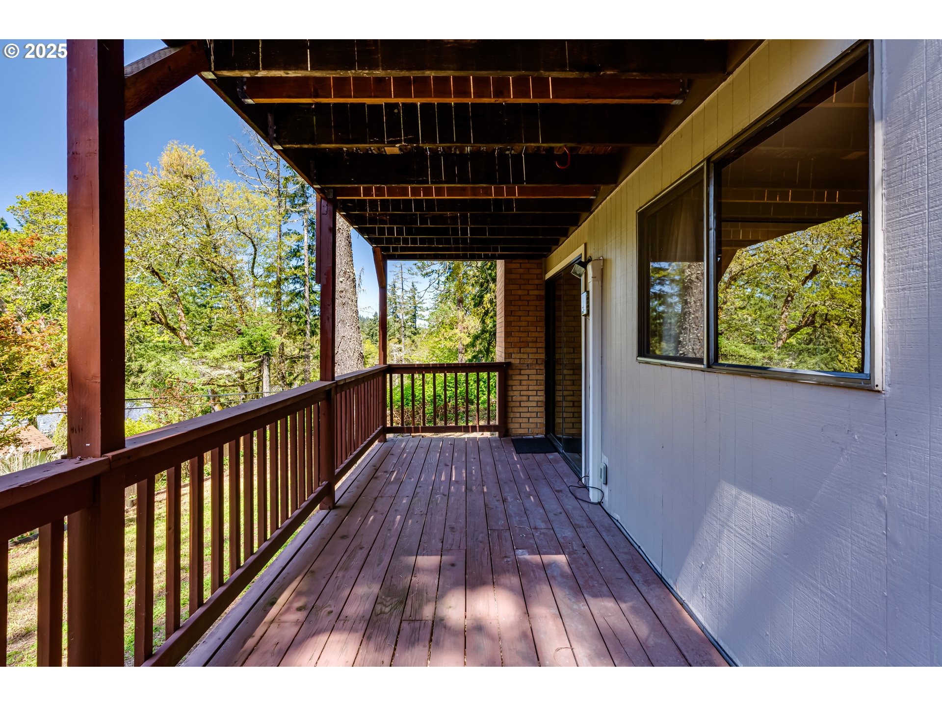 5140 Saratoga Street Eugene, OR 97405 - Photo 35 of 45 a view of balcony