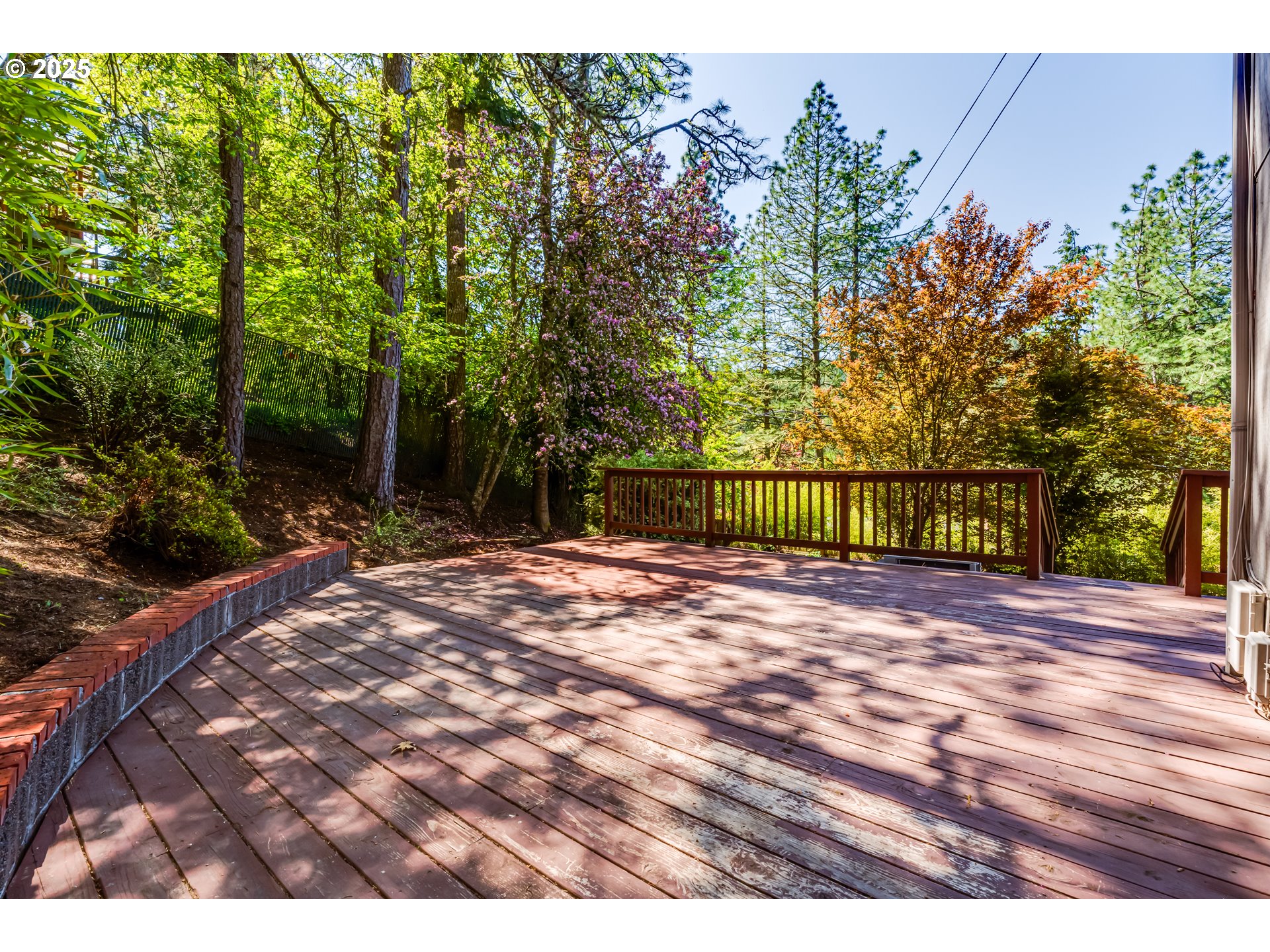 5140 Saratoga Street Eugene, OR 97405 - Photo 39 of 45 a view of outdoor space and yard