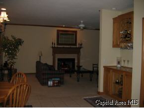 4613 Bears Paw Court Springfield, IL 62711 - Photo 2 of 9 Gallery Image 2