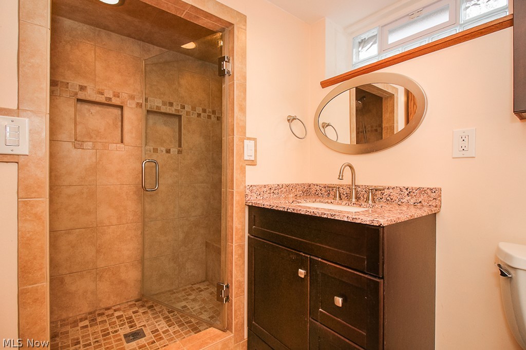 1576 Brainard Road Lyndhurst, OH 44124 - Photo 2 of 30