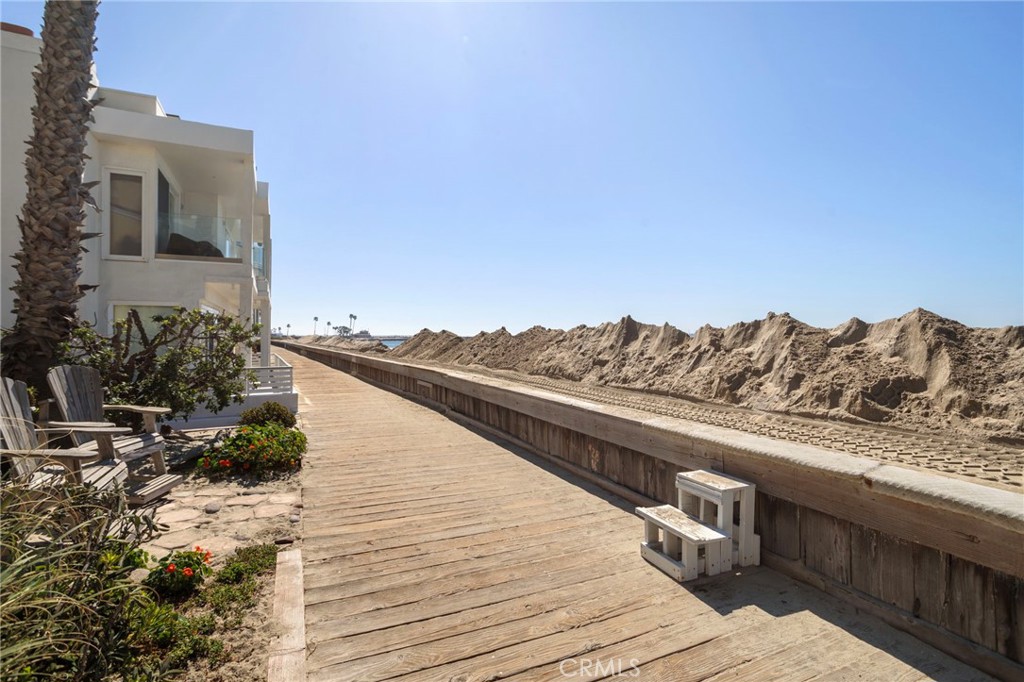 27 66th Place Long Beach, CA 90803 - Photo 41 of 56 a view of balcony with furniture