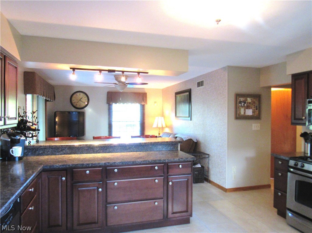 1019 Knollwood Road Northwest Canton, OH 44708 - Photo 10 of 33 Gallery Image 10