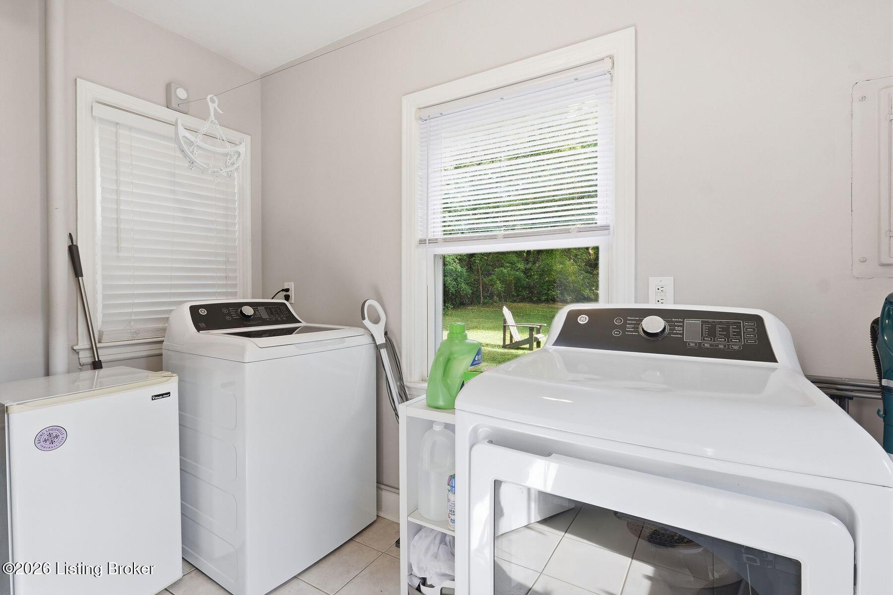 2424 Clarendon Avenue Louisville, KY 40205 - Photo 18 of 23 photo_online_018