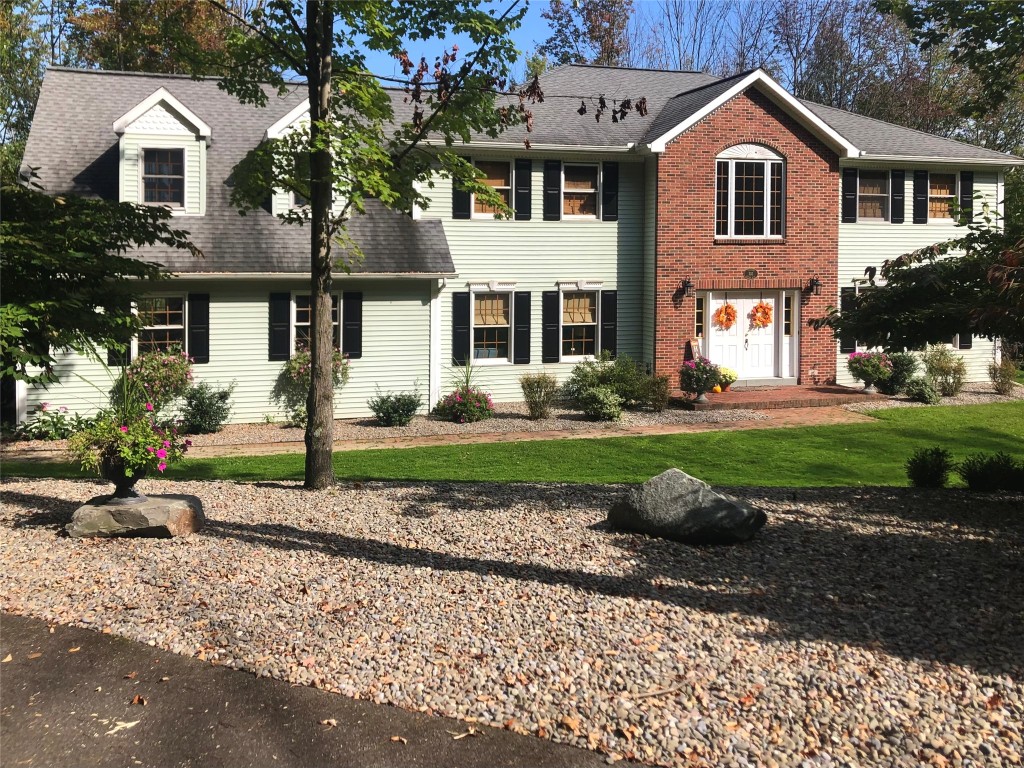 303 Crumm Road Vestal, NY 13850 - Photo 1 of 41