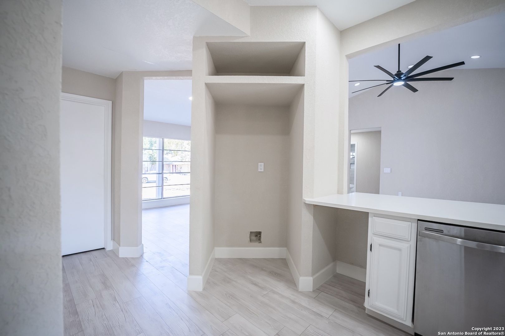 8026 Deadwood Ridge Converse, TX 78109 - Photo 16 of 44