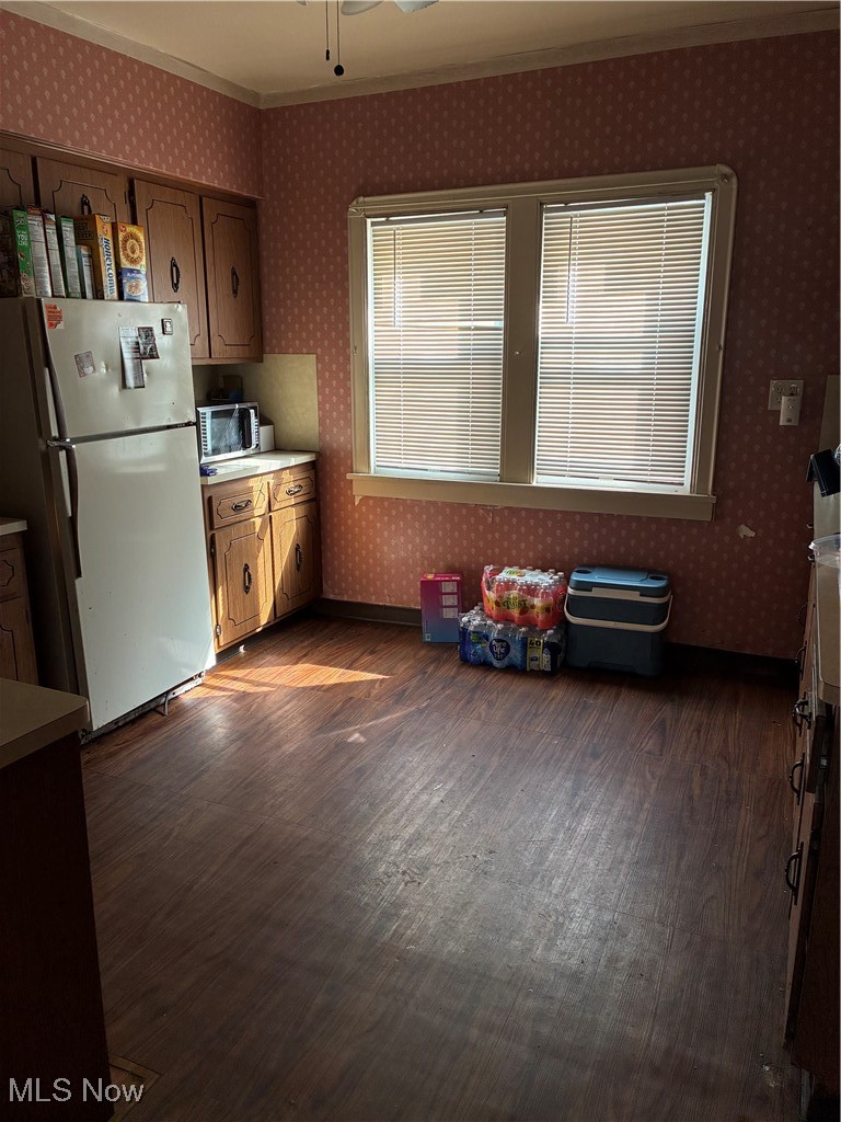 1777 Catalpa Road Cleveland, OH 44112 - Photo 3 of 9 Gallery Image 3