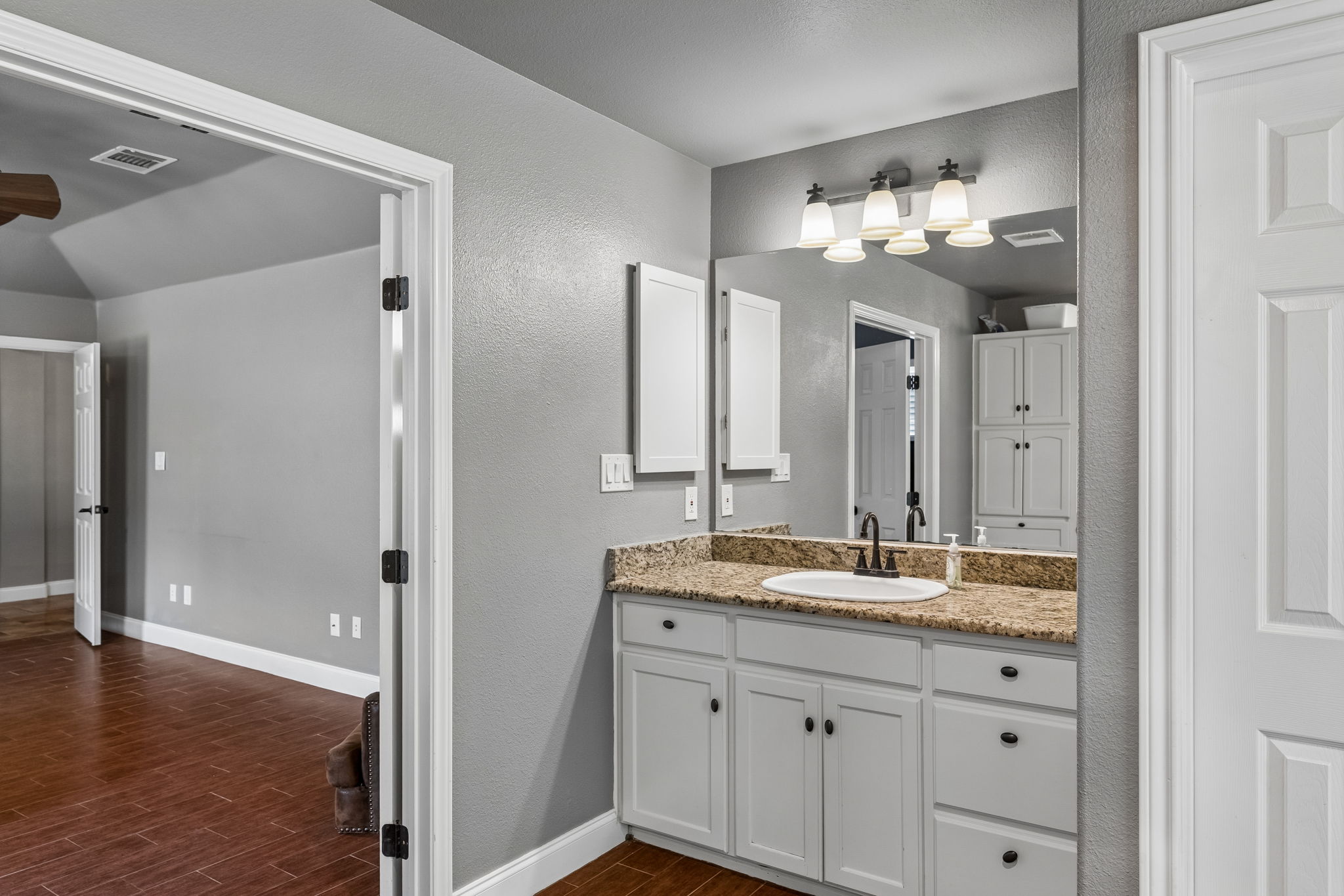401 Twin Springs Road Georgetown, TX 78633 - Photo 17 of 40