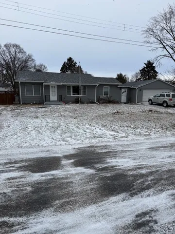 $142,000 | 210 West South Street, Sheffield, IL 61361